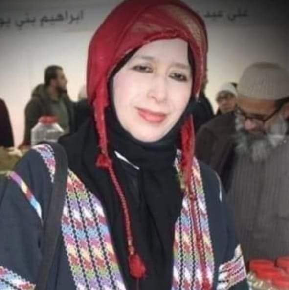 الطوالبة سيده اردنية تؤسس فريق وطني للناشطين الاجتماعيين