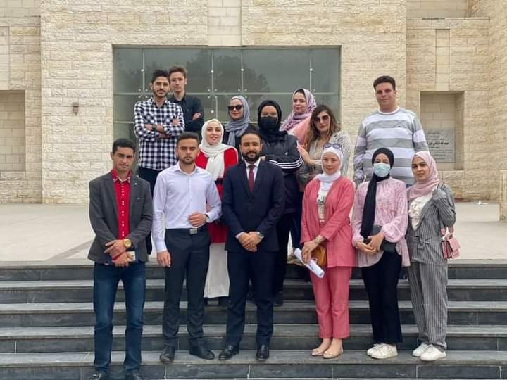 زيارة علمية لطلبة كلية القانون في جامعة إربد الأهلية لقصر العدل إربد.