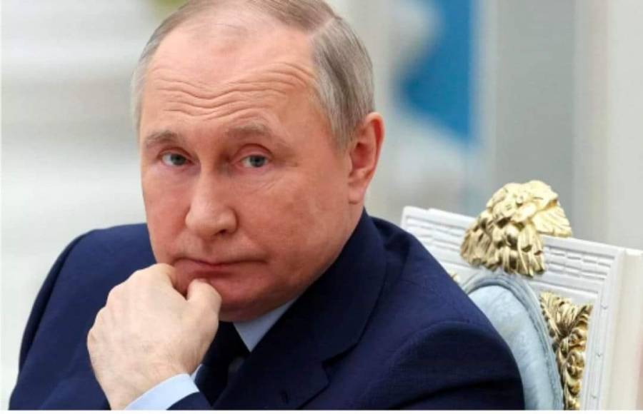 بوتين يشيد بنجاح تجربة إطلاق صاروخ عابر للقارات