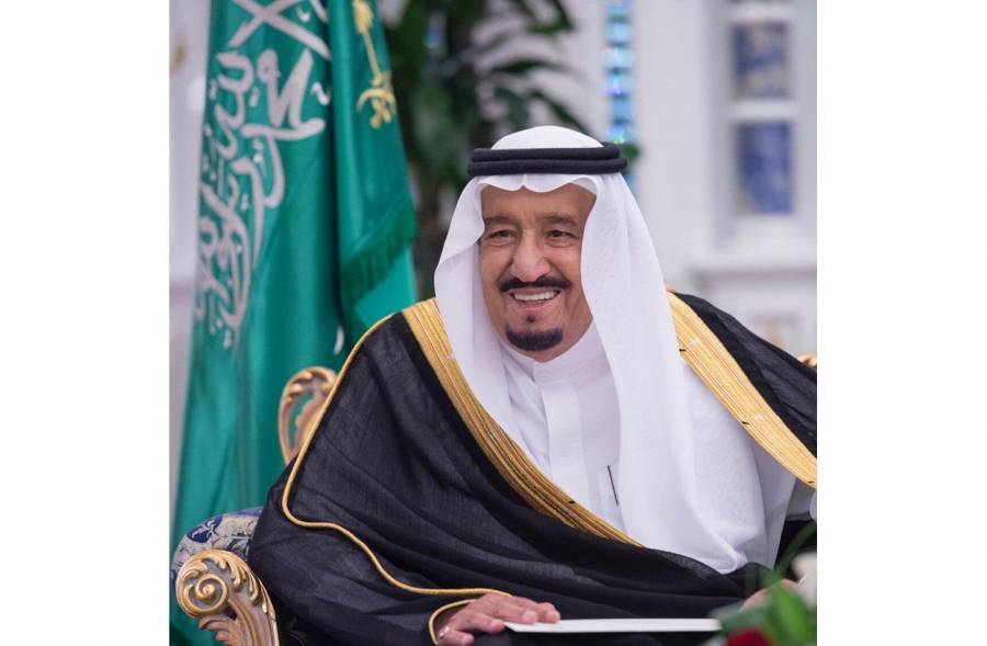 الملك سلمان بن عبدالعزيز يروي قصة عن والده ويثير تفاعلا على مواقع التواصل