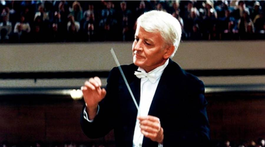 وفاة الممثل وكاتب السيناريو الفرنسي جان بيار