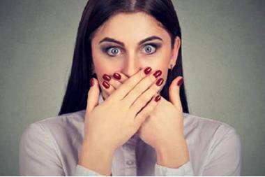 5 حيل ذكية للتخلص من رائحة الفم الكريهة في رمضان