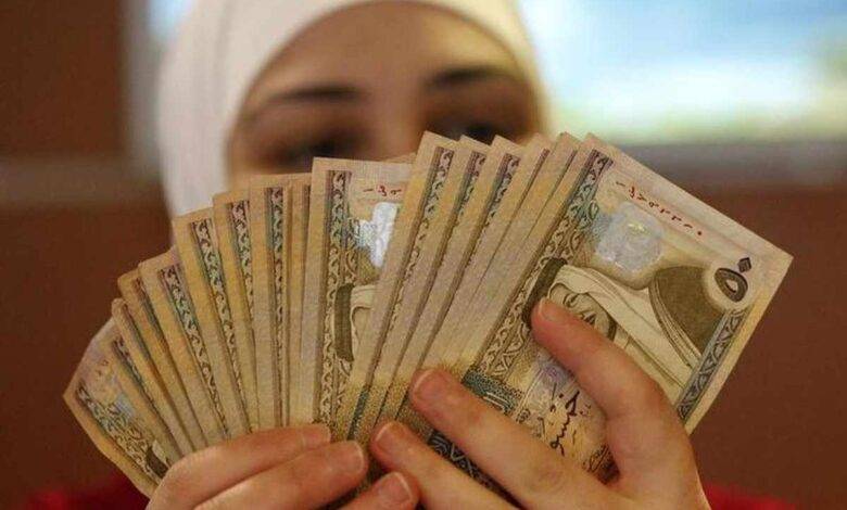 ازدحامات امام البنوك