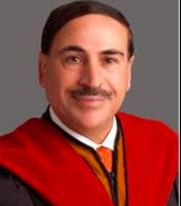 ولو بسط الله الرزق لعباده لبغوا في الارض