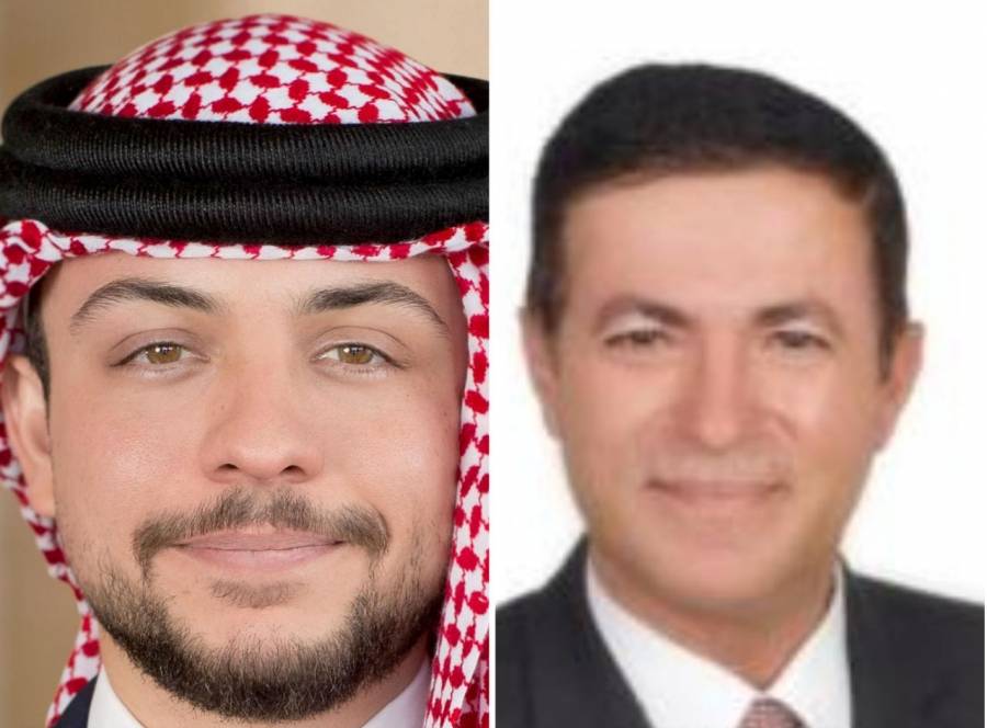 سمو ولي العهد يشكر المؤرخ العرموطي على إهدائه نسخة من موسوعة عمان ايام زمان