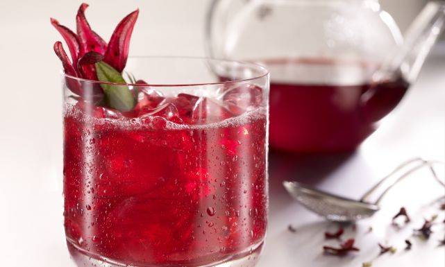 تعرف على فوائد وأضرار تناول الكركديه في رمضان