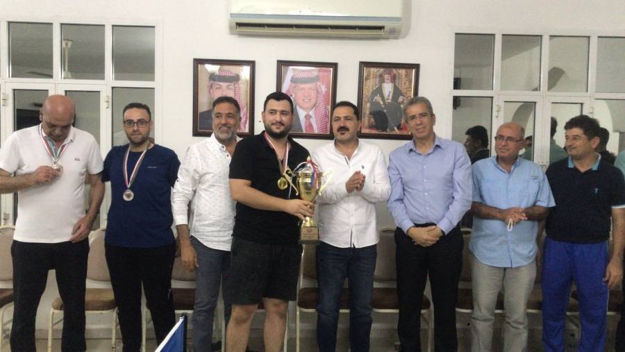 ندية وروح رياضية في بطولة نادي الجالية الأردنية في مسقط ...صور