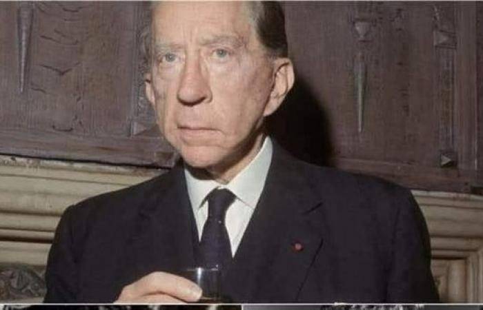 ترك حفيده للموت.. قصة ملياردير أمريكي أبخل رجل في العالم