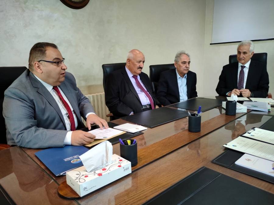 التعليم العالي وجامعة الزرقاء يوقعان اتفاقية لانشاء صندوق ابتعاث