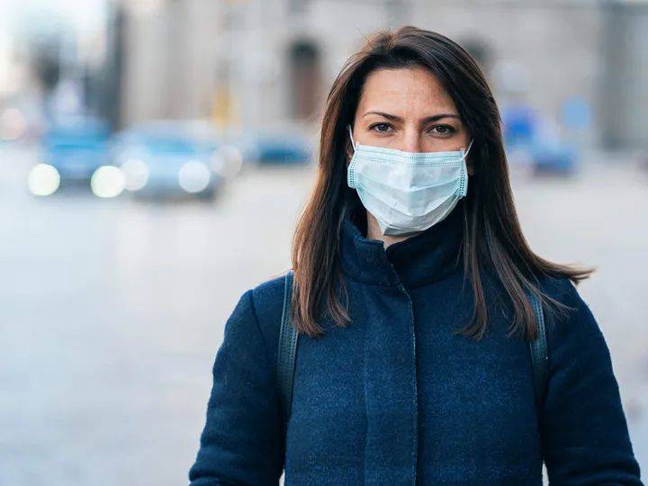 تعافي النساء من كورونا أقل من الرجال