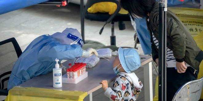 الصين تشدد إجراءات مكافحة كورونا مع بدء عطلة عيد العمال