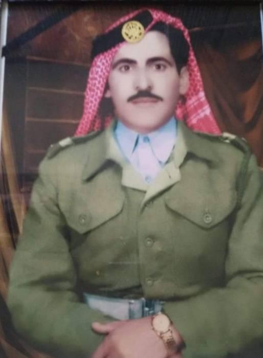 علم من رجال الزمن الجميل
