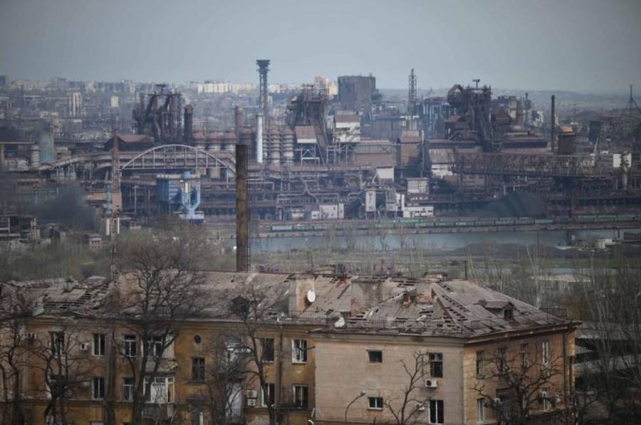 رئيس بلدية ماريوبول: لا يزال أكثر من 200 مدني في مصنع الصلب الضخم