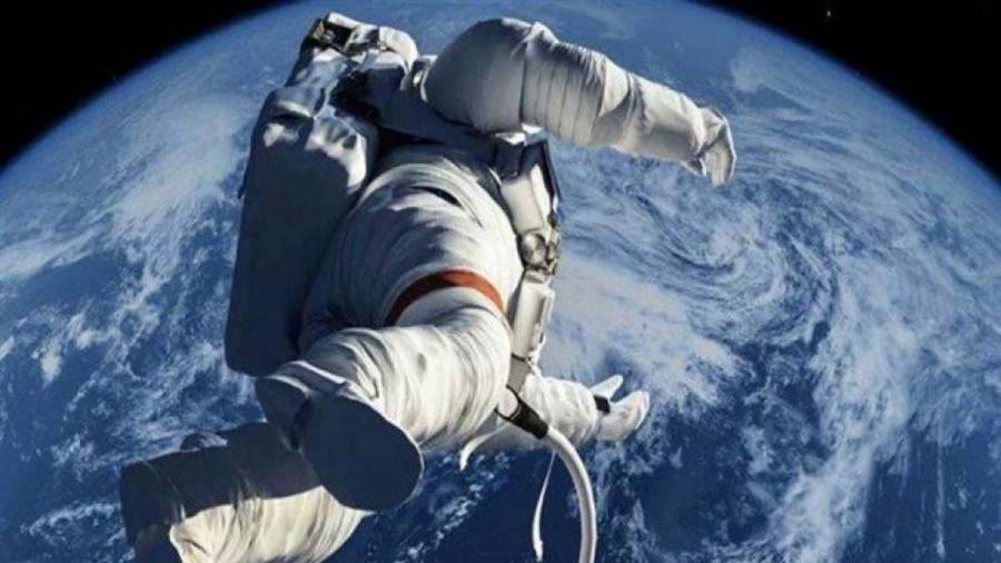 على أمل جذب الفضائيين .. ناسا ترسل صوراً عارية للفضاء