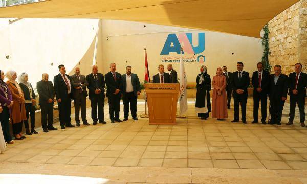 أسرة عمان العربية تتبادل التهاني بمناسبة عيد الفطر السعيد