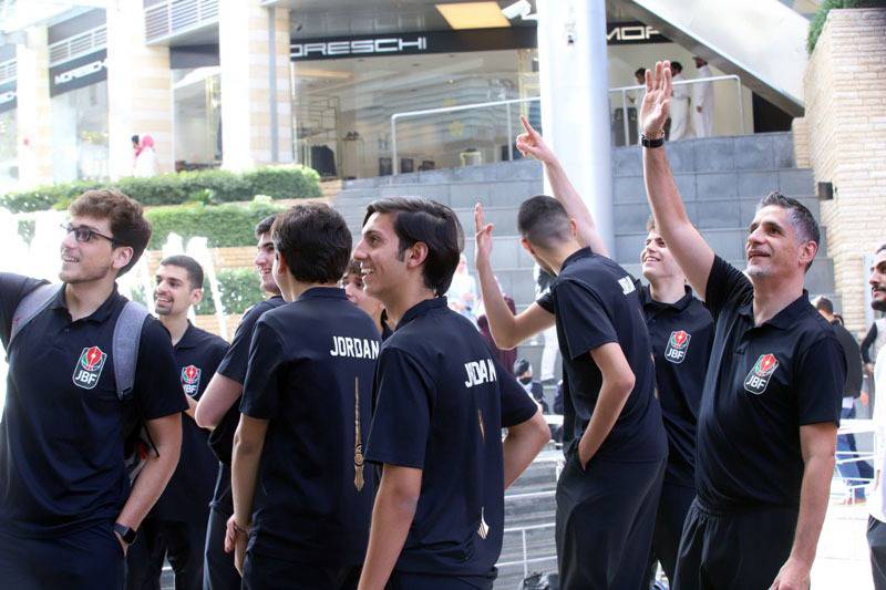 عرض كأس بطولة آسيا لكرة السلة في عمّان