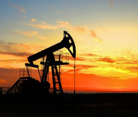 تراجع أسعار النفط بفعل المخاوف الاقتصادية العالمية