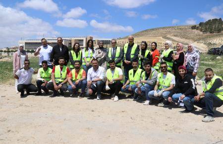 مبادرة جامعتي بيتي في جامعة عمان العربية