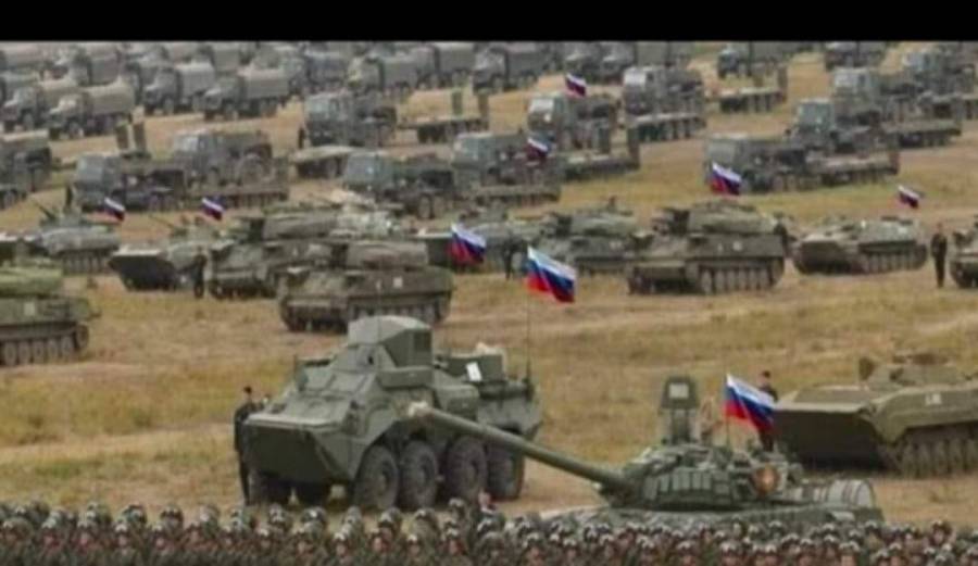 هجوم روسي شرس كبير انشغل الجنود الأوكرانيون وعناصر الدفاع بتحصين مواقعهم وحفر خنادق جديدة... تفاصيل