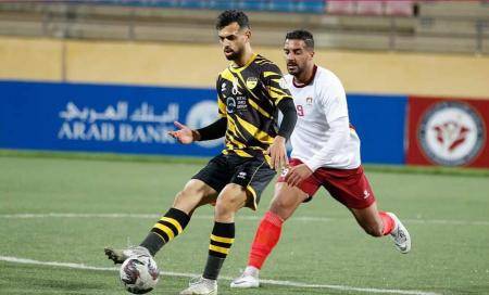 الحسين إربد يحافظ على صدارة دوري المحترفين