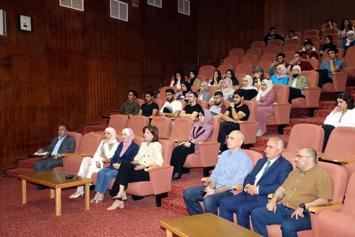 السلامة الرقمية إجراءات قليلة لتجنب المخاطر الكبيرة... ندوة في كلية تكنولوجيا المعلومات