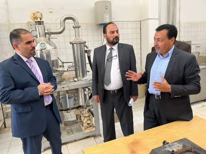 نائب رئيس جامعة البلقاء التطبيقية للشؤون الادارية يزور كلية الحصن الجامعية ويتفقد مبانيها واقسامها _صور