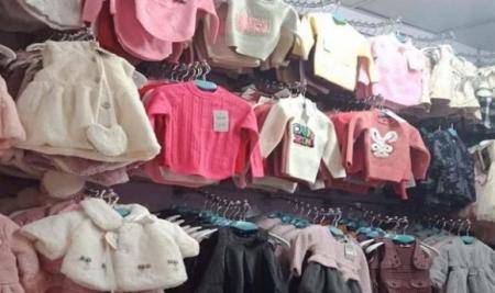 مطالبة بإعفاء ملابس الأطفال من الرسوم الجمركية