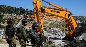 الاحتلال يهدم منزلا ومنشأة تجارية في بيت حنينا وجبل المكبر بالقدس المحتلة