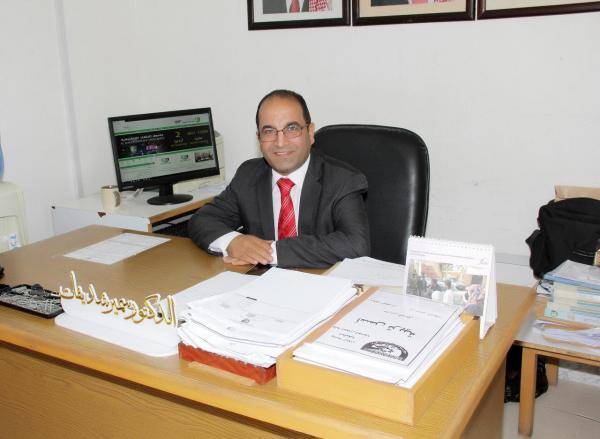 ترقية الدكتور سمير شديفات إلى أستاذ مشارك
