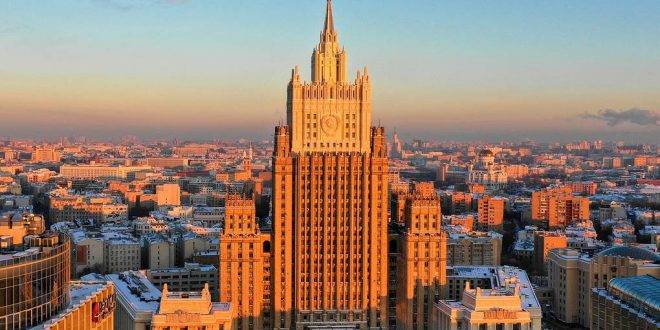 روسيا توصي مواطنيها بعدم السفر إلى بريطانيا