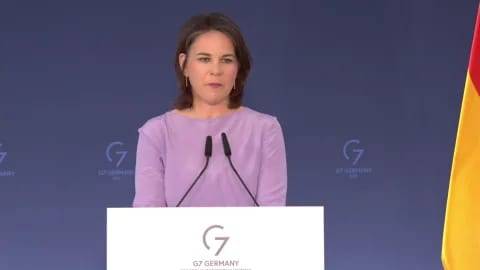 وزيرة خارجية ألمانيا: تصرفات بوتين دفعت فنلندا والسويد للانضمام للناتو