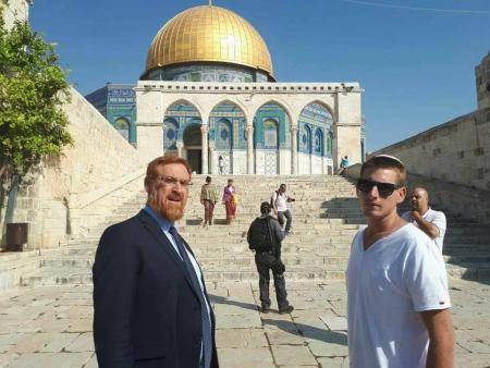 المتطرف غليك يقود اقتحام مستوطنين للأقصى