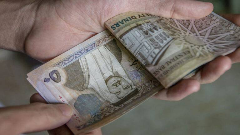 تفاصيل هرب صاحب سلسلة محال تجارية لأميركا بعد تعثره بمبلغ 8 ملايين دينار