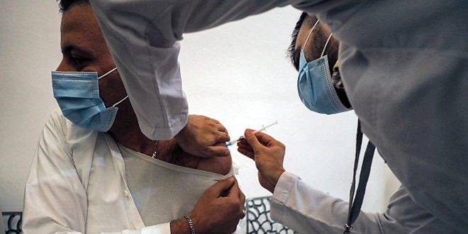 انخفاض بعدد الإصابات والوفيات بفيروس كورونا في العراق