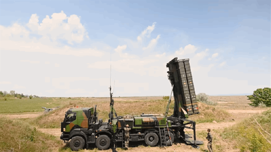 عاجل ...وزارة الجيوش (الدفاع) الفرنسية  تنشر صواريخ مامبا في رومانيا