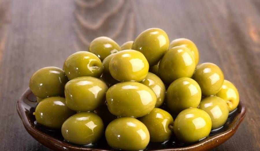ماذا يحدث للجسم عندما تتناول الزيتون ... لصحة القلب ولعلاج الالتهابات ووظائف الدماغ