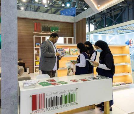 جمعية الناشرين تخاطب الأطفال واليافعين بـ127 كتاباً في مهرجان الشارقة القرائي للطفل