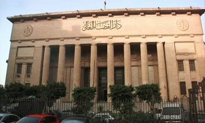 حكم بحبس رجل أعمال مصري بعد اتهامه بهتك عرض فتيات في دار أيتام