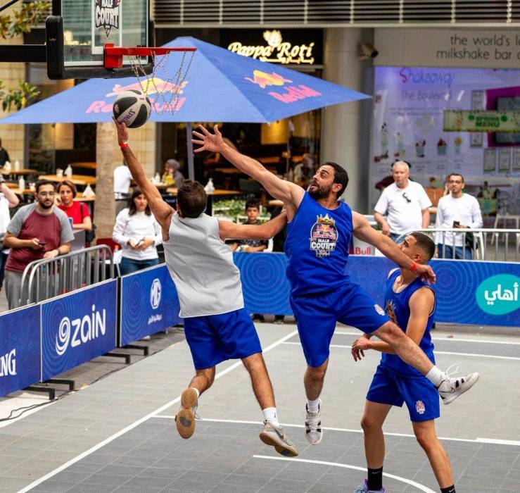 زين الشريك الاستراتيجي لبطولة ريد بُل هاف كورت 3X3 لكرة السلّة