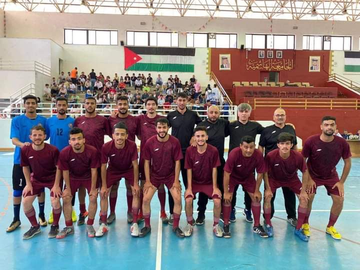خماسي الجامعة الهاشمية في ربع نهائي الجامعات