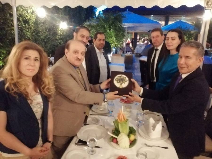 د. عوجان رئيس جمعية الصداقة الأردنية المكسيكية (تحت التأسيس) يقيم مأدبة عشاء تكريماً للسفير المكسيكي هرنانديز  صور وفيديو