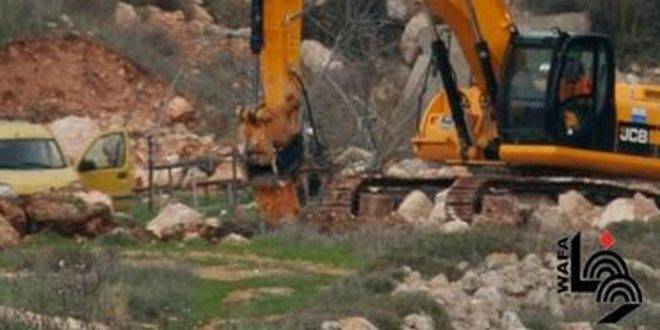 الاحتلال يجرف أراضي مزروعة بالزيتون جنوب بيت لحم