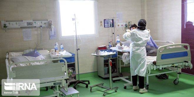 إيران تسجل انخفاضاً بعدد الإصابات اليومية بكورونا