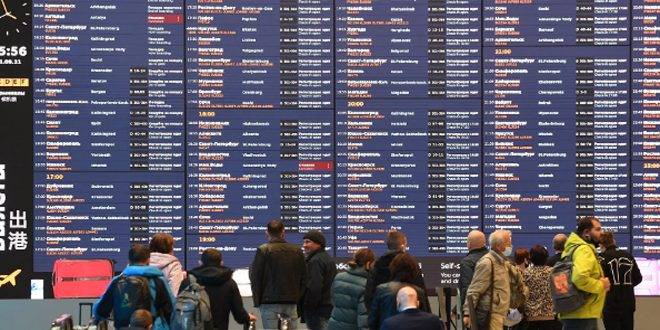 الطيران الروسي ..يجدد تمديد إغلاق المطارات الجنوبية