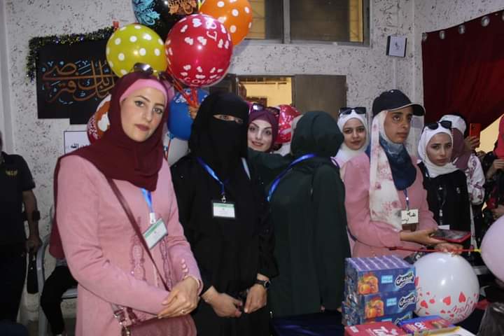 طلبة كلية العلوم التربوية يزورون جمعية الزرقاء للمكفوفين _صور
