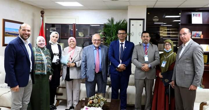 الجامعة الهاشمية تقدم خبراتها في التربية الخاصة للمركز الوطني لتشخيص وعلاج أطفال مرضى التوحد في ليبيا