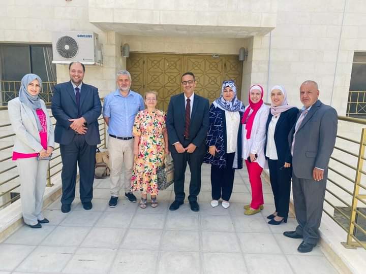 جامعة اورادا الرومانية تزور البلقاء التطبيقية _صور
