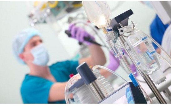 إيطالي يبتلع ساعة بلاستيكية.. كيف تم استخراجها؟