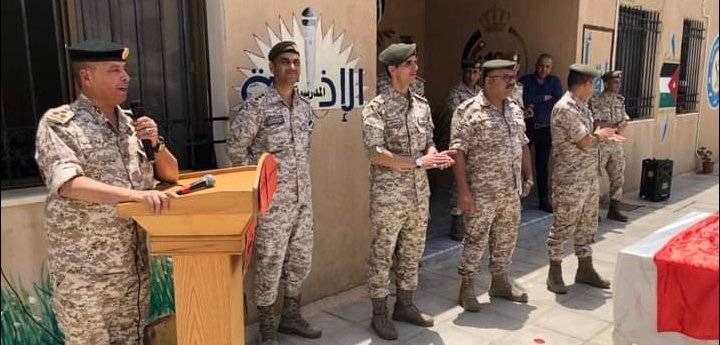 مدير التربية و التعليم و الثقافة العسكرية يتفقد مدرسة الحمة الثانوية للبنين  المخيبة
