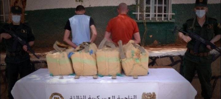 الجيش الجزائري يحجز 6 قناطير من المخدرات ويفجر 3 قنابل تقليدية